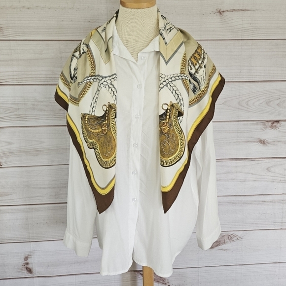 Hermès Paris Vintage Grand Apparat Silk Scarf 90 in Cream and Brown - Picture 16 of 16